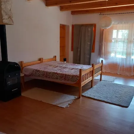 H&h Vendeghaz Apartament